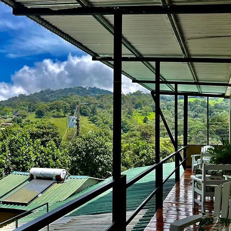 Freddy'S Place B&B Monteverde Ngoại thất bức ảnh